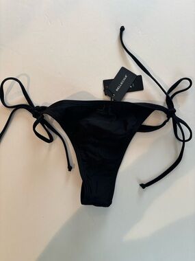 RELLECIGA Black Tie-Side Thong Bottom Bikini Bottom